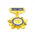 Customized design metal enamel badges/pins